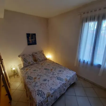 A 200 Mètres Du Château : Maison De Casa de Férias *