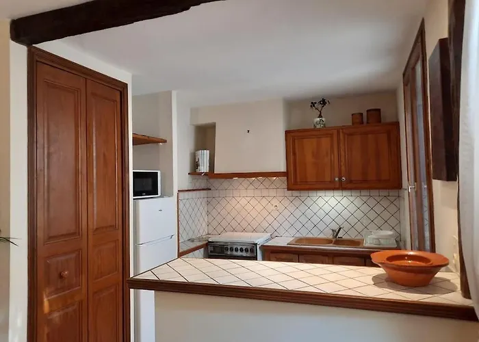 A 200 Metres Du Chateau : Maison De Сasa de vacaciones