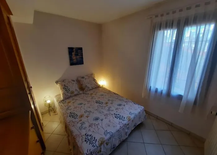 A 200 Metres Du Chateau : Maison De Сasa de vacaciones *